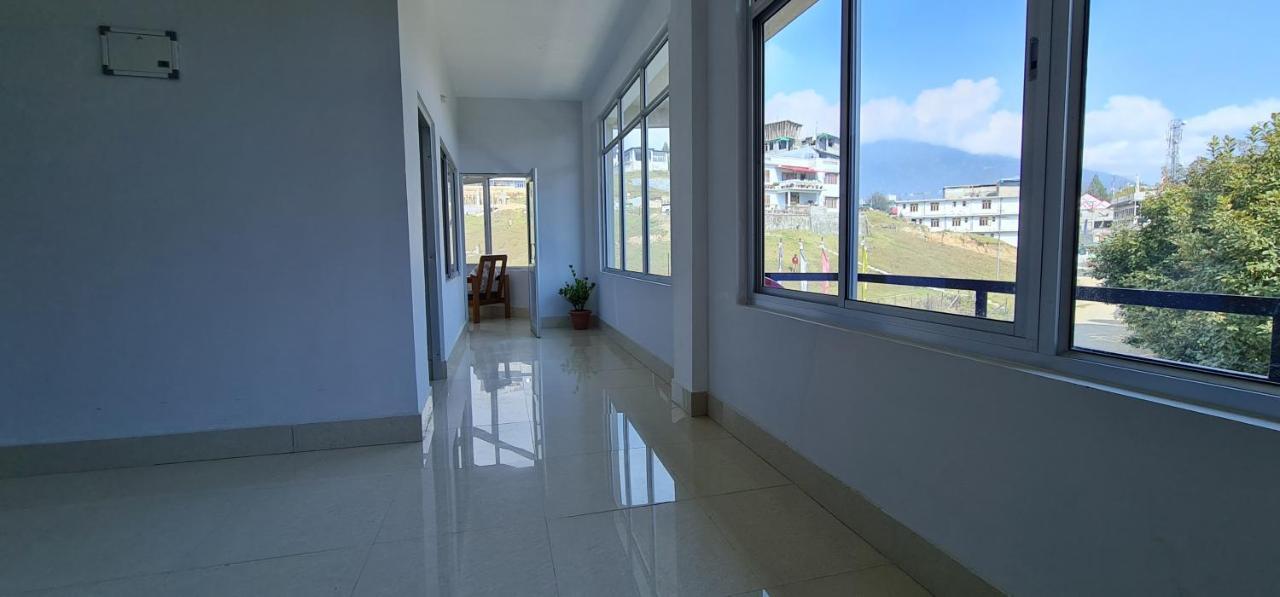 Dewa Elegance Hotel Tawang Exterior photo